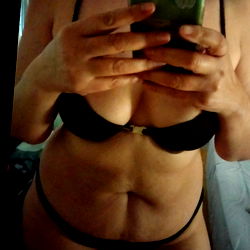 Andariega's OnlyFans Photo Shoot