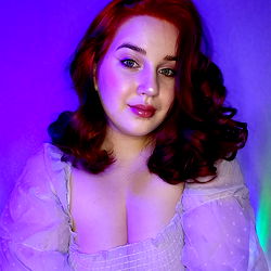 OnlyFans Model Taurine