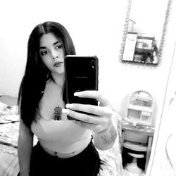 Brisa Mariel: A Gorgeous and Stylish Model from Argentina