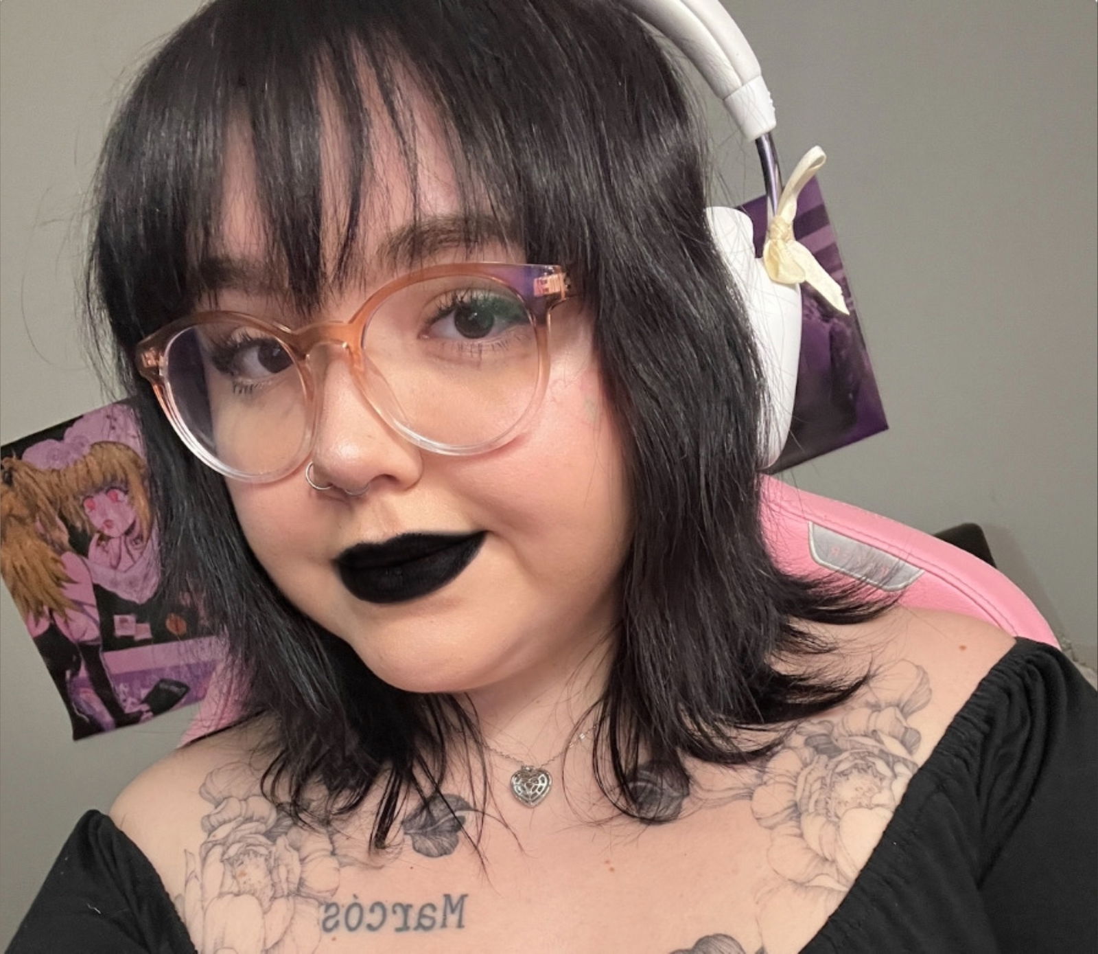 ✨Alice ✨ 𝔤𝔬𝔱𝔥 geek 🦇 photo