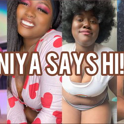 Niya loves making customs ♡︎ photo