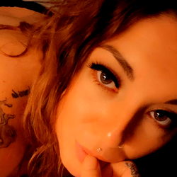 Alisha Thurston, Your Bedroom