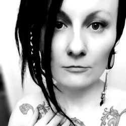 Agnes of Aurora: A Tattooed Vixen from Ontario, Canada