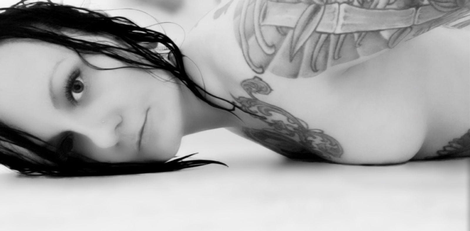 Agnes of Aurora photo