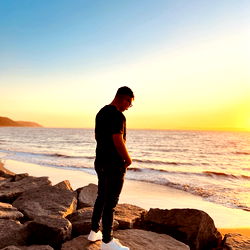 Razn, Sunset at the Beach