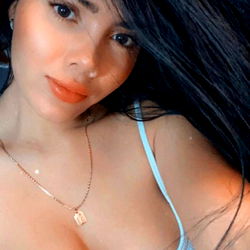 Amaia: Colombian OnlyFans Model
