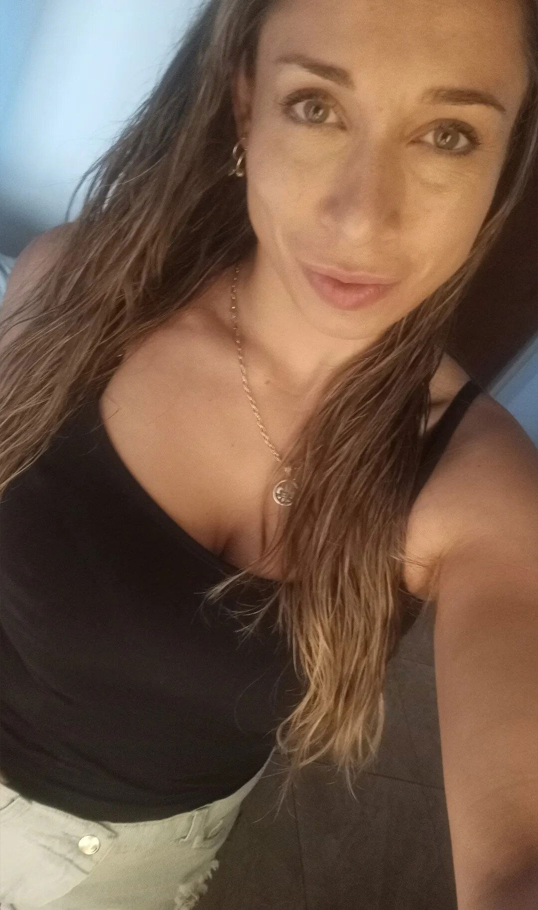 Virtual Girlfriend🫦❤️‍🔥📱💜🎁 photo