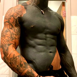 Model Photoshoot | OnlyFans Model Good_Lordy_Wardy