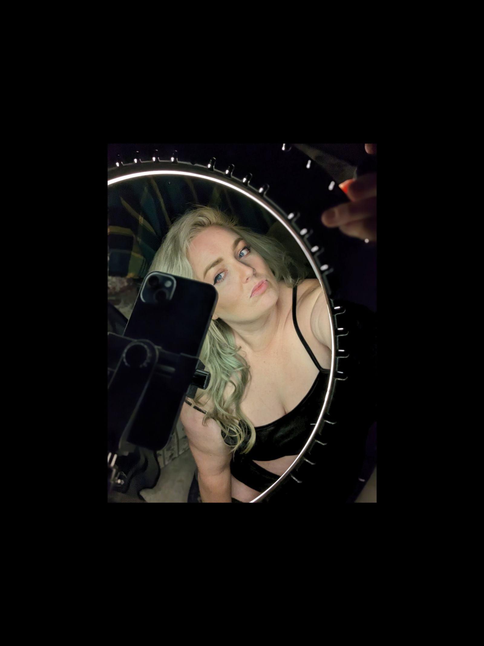 MaggieMay-Free photo