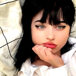 Mia Müller, Onlyfans Model - Poland