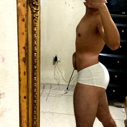 Alejo432 - OnlyFans Model Showcasing Fitness Routine and Style