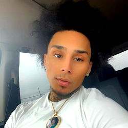 Smoove: A Smooth Ride Through Style and Confidence