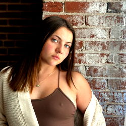 Kadee - Elegant and Confident Model