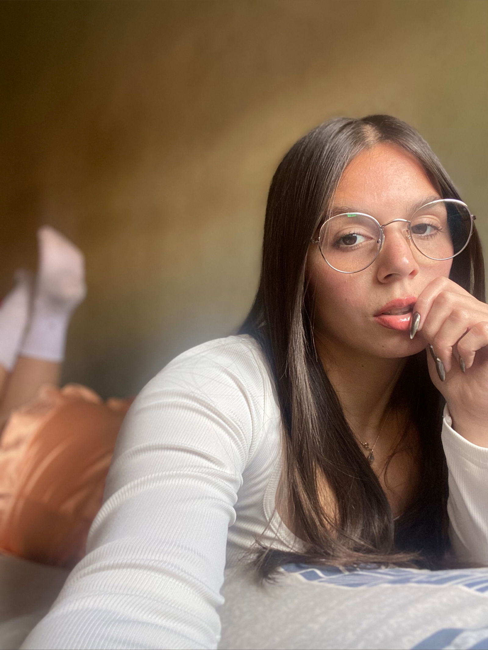 A good little girl 👼🏻FREE❤️‍🔥 photo