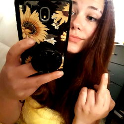 Kayla model showcasing her phone