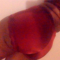 Model Rere in a Red Tie-Dye T-Shirt