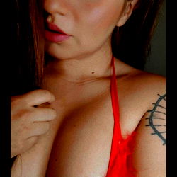 Anaedi's Stunning OnlyFans Photoshoot