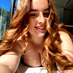 OnlyFans Model Sharing Smile on Instagram