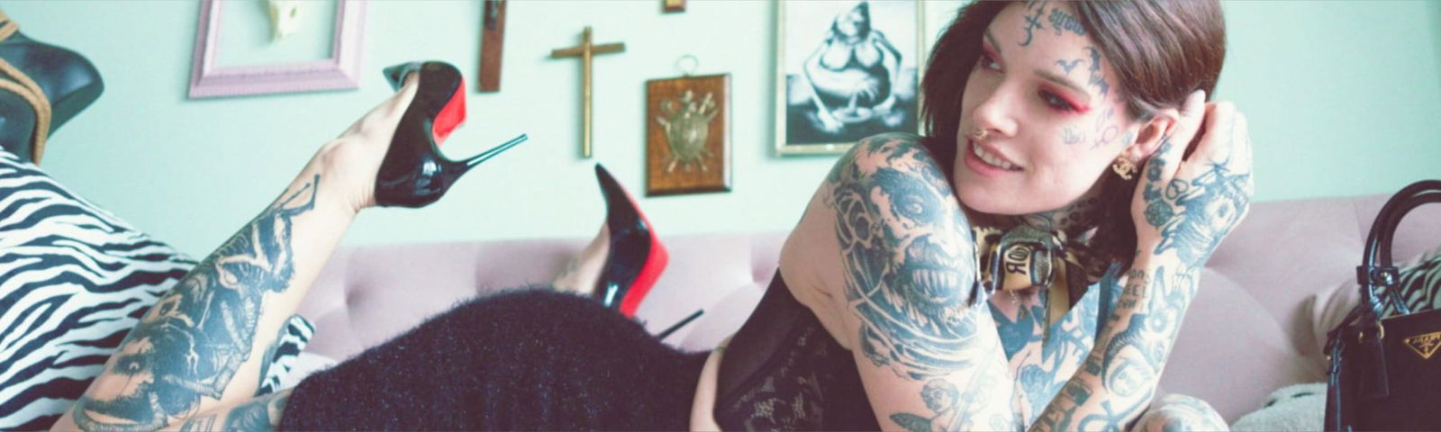 𝓐𝓶𝔂 𝓝𝓸𝓼𝓯𝓮𝓻𝓪𝓽𝓾 photo