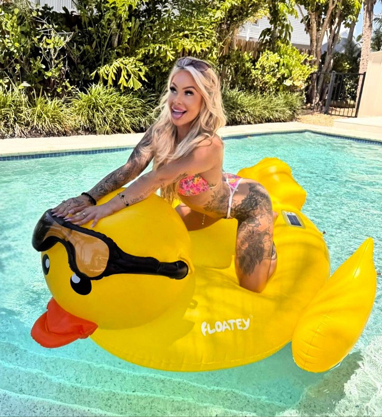 🇺🇸Brooke is 𝗖𝗥𝗘𝗔𝗠𝗬 🥛 photo