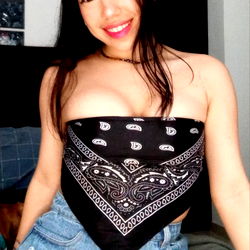 Onlyfans model in bandana and crop top,