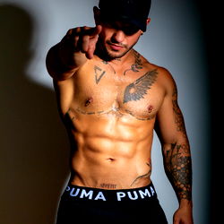 Muscular Fitness Model in OnlyFans