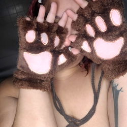 Furry-themed costume for Onlyfans model Staci