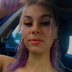 Honey, the Purple-Haired Model