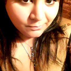 Astrid Oliva: Playful and Elegant Adult Model