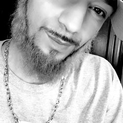 Inconspicuous25, Bearded Man in Hat and Necklace with Long Hair