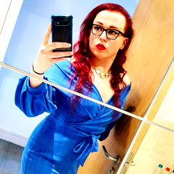 Vogue-esque pose with a retro twist