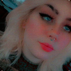 Instagram-Worthy Moment: Onlyfans Model Bee, Captured in Action