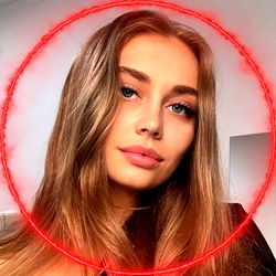 Anna Miller: A Model of Beauty and Style