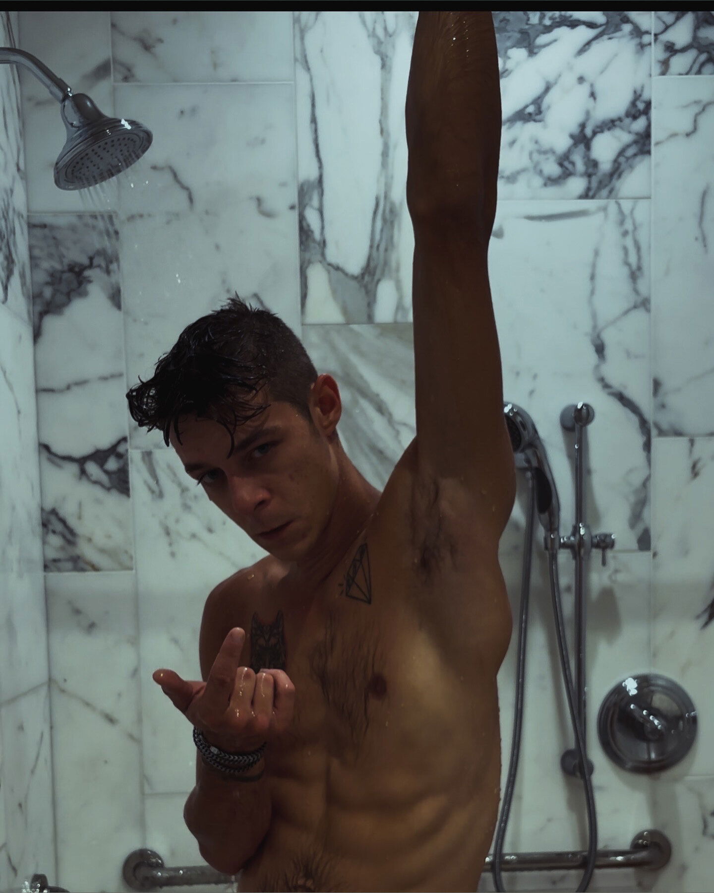 又 𝕸𝖎𝖈𝖍𝖆𝖑𝖘𝖐𝖎 𝕬𝖑𝖕𝖍𝖆 又 photo