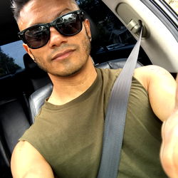 Model Antonio - Behind the Wheel