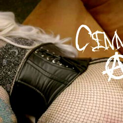 Cinnamon Anarchy photo