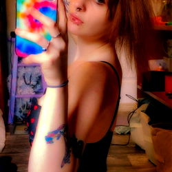 OnlyFans Model Astrid in a Stylish Shoot