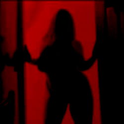 Dee 🖤🌙 SOLO CREATOR photo