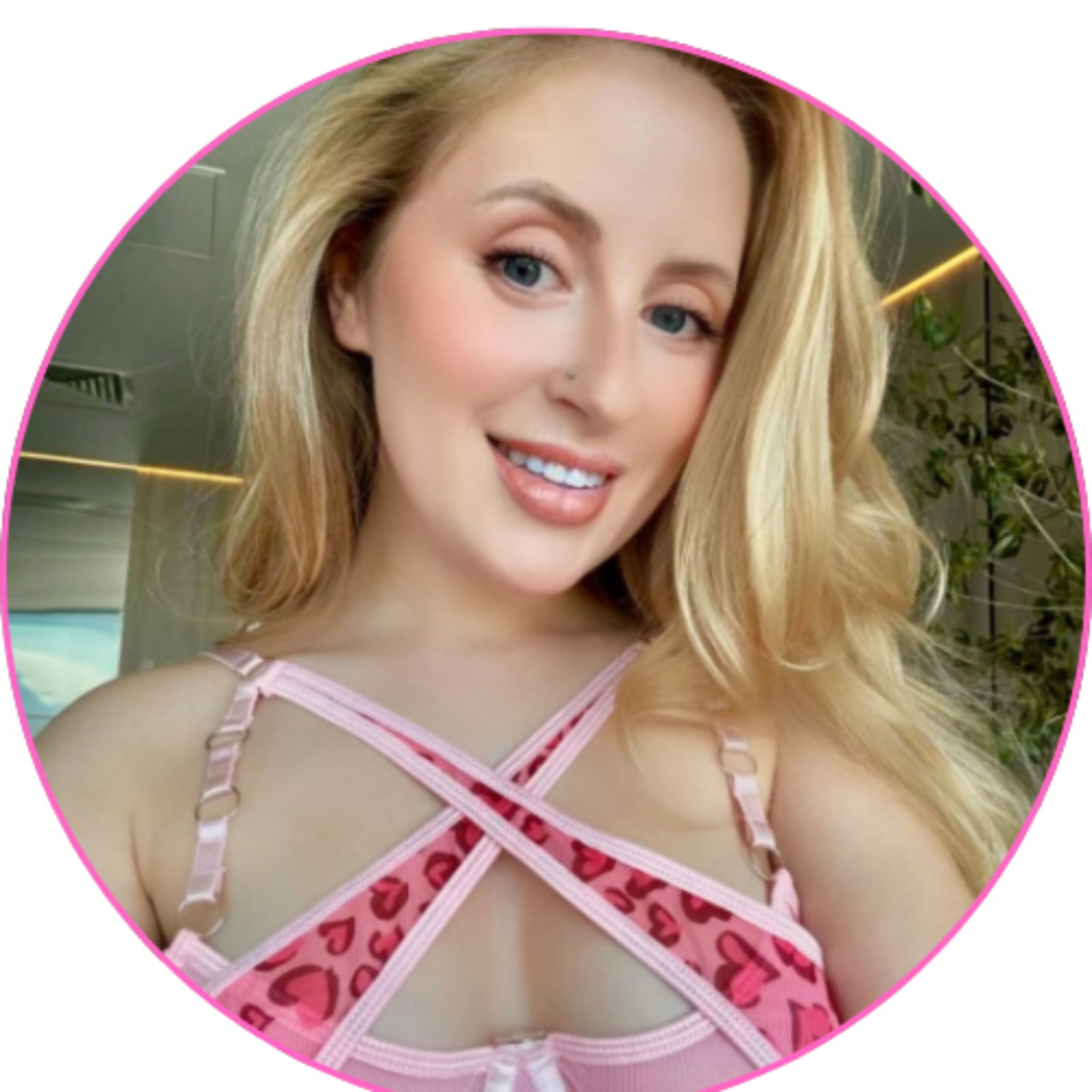 IVY 👼🏼💛 photo