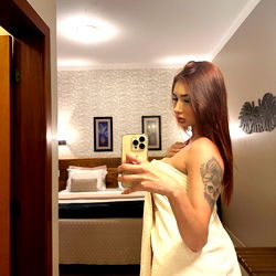 Onlyfans Model Stefanie in Hotel Room