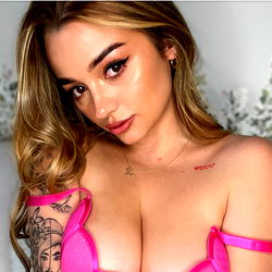 Lana 💦 5ft FXCK DOLL🤪 photo