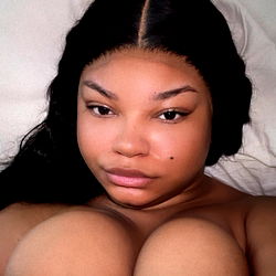 Miyah Marie, OnlyFans Model from Kansas City 📍