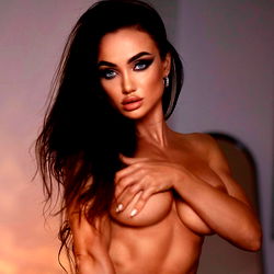 Michelle Jolie photo