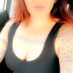 Babette 🇮🇹🌹🌻🖤 photo