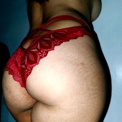 Alejandra Carreon - Model Photo