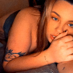 Jess - OnlyFans Model, Age: 25, Gender: Female, Tags: #OnlyFans, #SexyModel, #AdultEntertainment
