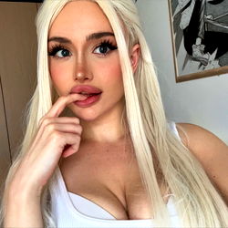 Andrea Oliveira - Model Photoshoot