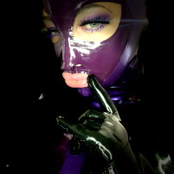 Serenity Smith: Seductive OnlyFans Model, Los Angeles, California