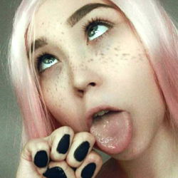 OnlyFans Model 🌕LUNA BRIGHT🌕