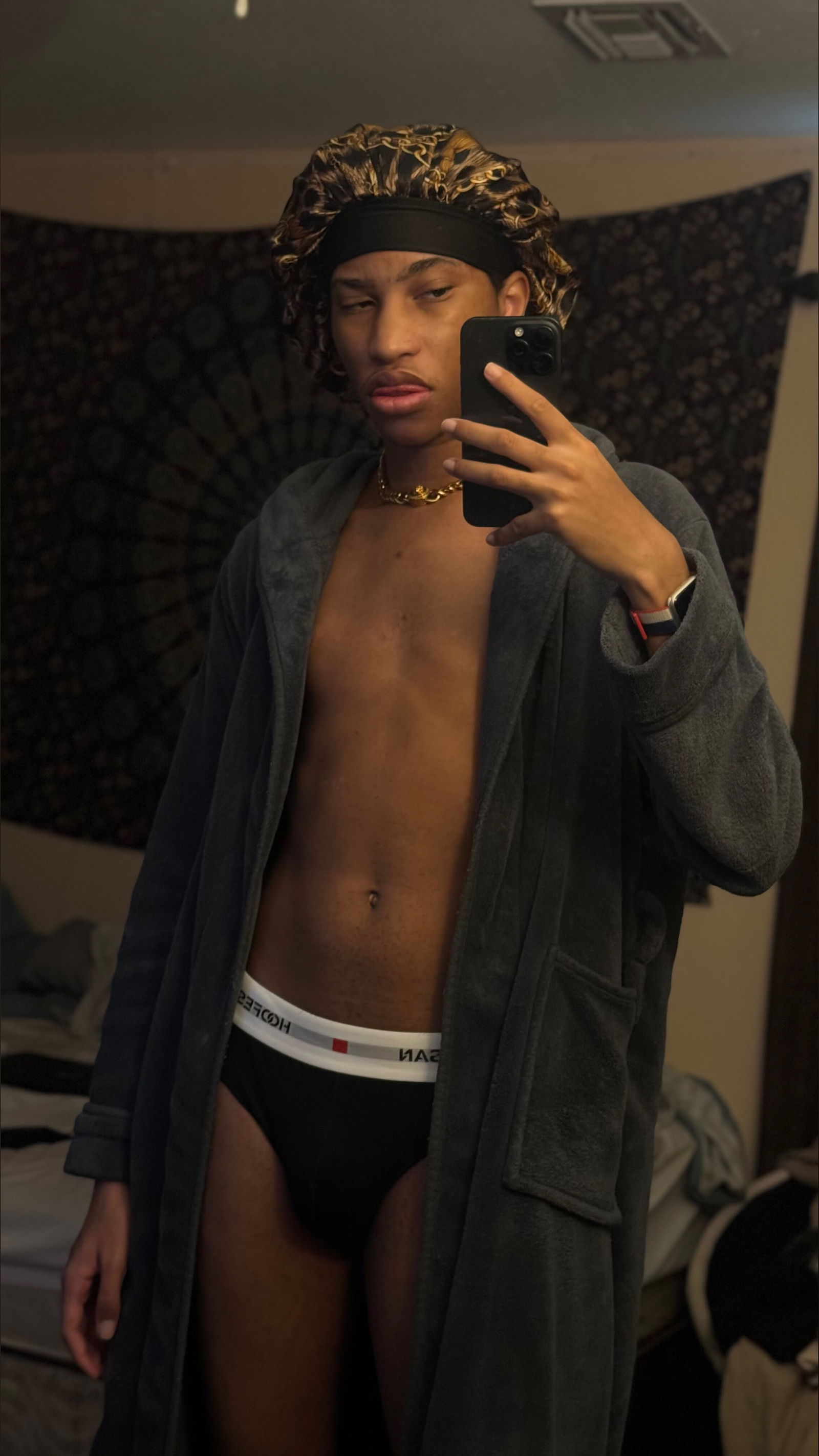 Tez Makes Pxrn photo